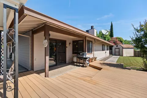 Exterior - 2560 Oriole Dr, Red Bluff, CA 96080 photo 5 of 12
