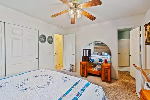Bedroom - 2560 Oriole Dr, Red Bluff, CA 96080 photo 2 of 4