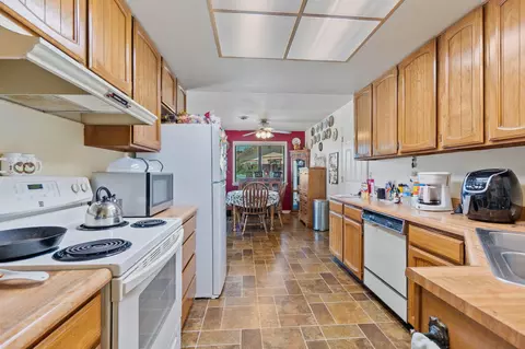 Kitchen - 2560 Oriole Dr, Red Bluff, CA 96080 photo 1 of 3