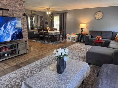 812 Mountain Shadows Blvd, Redding, CA 96001 photo 6