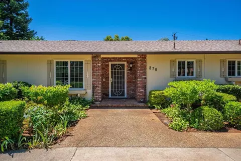 Exterior - 870 Redbud Dr, Redding, CA 96001 photo 5 of 32