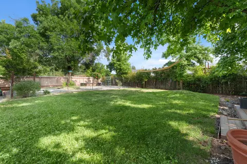 Exterior - 3073 Sunglow Dr, Redding, CA 96001 photo 4 of 4