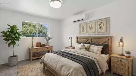 Bedroom - 2490 Galaxy Way, Redding, CA 96002 photo 1 of 6
