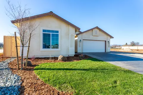 Exterior - 5172 Merced, Redding, CA 96002 photo 5 of 5
