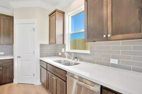 Kitchen - 5172 Merced, Redding, CA 96002 photo 2 of 4