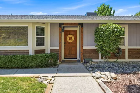 Exterior - 2661 Snow Ln, Redding, CA 96003 photo 2 of 12