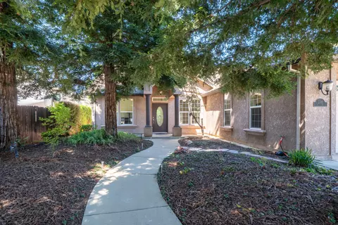Exterior - 2091 Oshea Way, Redding, CA 96003 photo 5 of 21