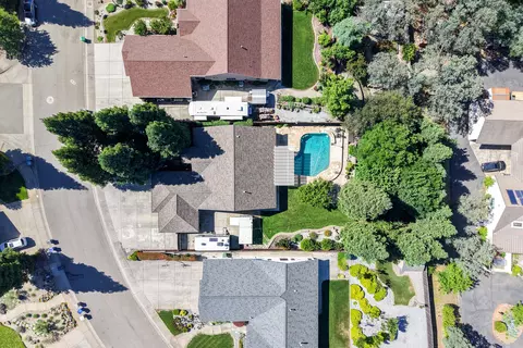 View/Area - 2091 Oshea Way, Redding, CA 96003 photo 6 of 6