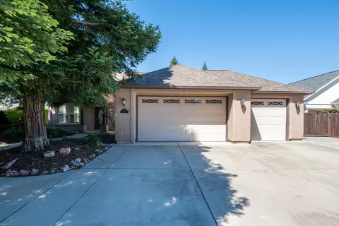 Exterior - 2091 Oshea Way, Redding, CA 96003 photo 4 of 21