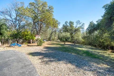 Exterior - 8751 Goldstone Ln, Redding, CA 96001 photo 15 of 19