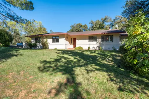 Exterior - 8751 Goldstone Ln, Redding, CA 96001 photo 3 of 19
