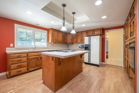 Kitchen - 8751 Goldstone Ln, Redding, CA 96001 photo 1 of 4