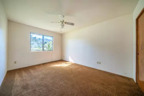 Bedroom - 8751 Goldstone Ln, Redding, CA 96001 photo 5 of 6