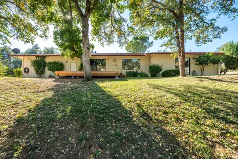 Exterior - 8751 Goldstone Ln, Redding, CA 96001 photo 10 of 19