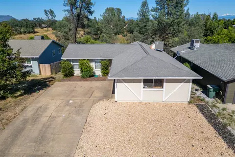 View/Area - 5335 Stonethrow Ct, Redding, CA 96003 photo 1 of 3