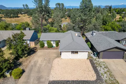 View/Area - 5335 Stonethrow Ct, Redding, CA 96003 photo 3 of 3