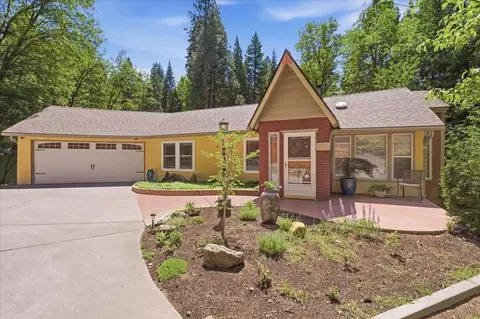 609 Eiler Rd, Mount Shasta, CA 96067