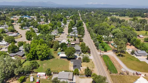 View/Area - 2460 S Balls Ferry Rd, Anderson, CA 96007 photo 5 of 9
