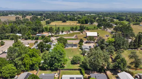 View/Area - 2460 S Balls Ferry Rd, Anderson, CA 96007 photo 8 of 9