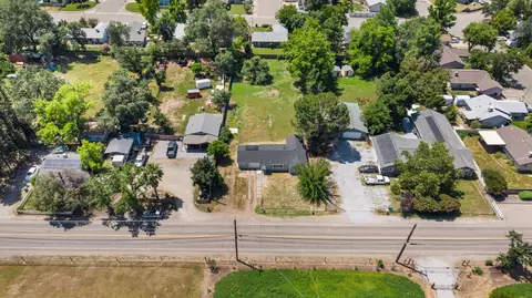 View/Area - 2460 S Balls Ferry Rd, Anderson, CA 96007 photo 2 of 9