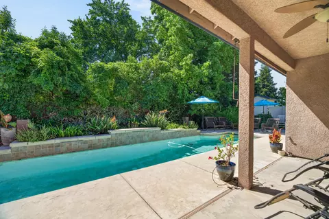 Exterior - 2169 Cadjew St, Redding, CA 96003 photo 5 of 10