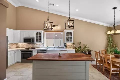 Kitchen - 2169 Cadjew St, Redding, CA 96003 photo 1 of 3