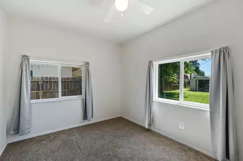 Bedroom - 725 East Ave, Red Bluff, CA 96080 photo 5 of 6