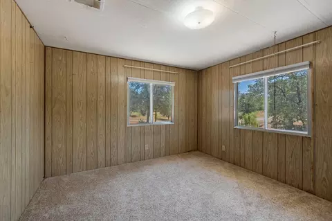 Bedroom - 10390 October Ln, Redding, CA 96003 photo 10 of 10