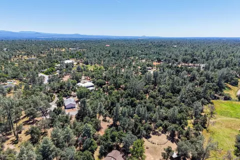 View/Area - 10390 October Ln, Redding, CA 96003 photo 8 of 8