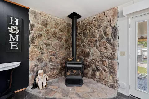 Other - 10390 October Ln, Redding, CA 96003 photo 3 of 8