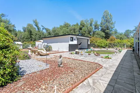 Exterior - 10390 October Ln, Redding, CA 96003 photo 11 of 32