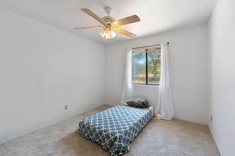 Bedroom - 10390 October Ln, Redding, CA 96003 photo 4 of 10