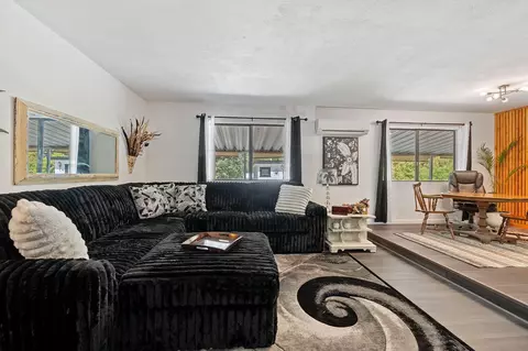 Living - 10390 October Ln, Redding, CA 96003 photo 2 of 12