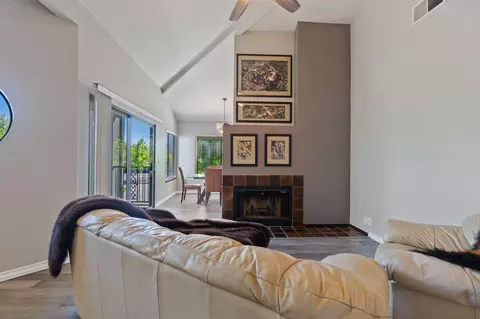 Living - 426 Ridgecrest Trl #223, Redding, CA 96003 photo 1 of 2