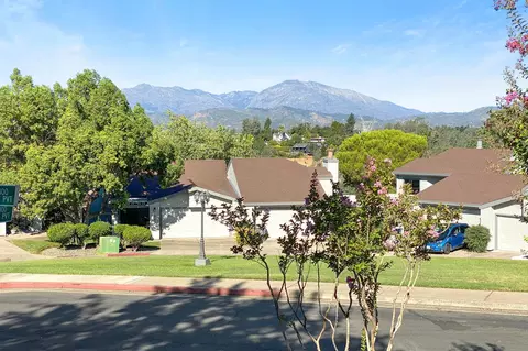 Exterior - 426 Ridgecrest Trl #223, Redding, CA 96003 photo 13 of 15