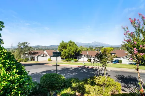 Exterior - 426 Ridgecrest Trl #223, Redding, CA 96003 photo 12 of 15