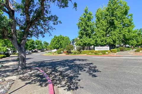 Exterior - 426 Ridgecrest Trl #223, Redding, CA 96003 photo 11 of 15