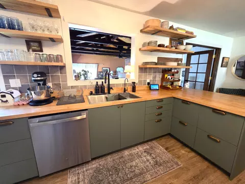 Kitchen - 1587 Benton Dr, Redding, CA 96003 photo 2 of 2