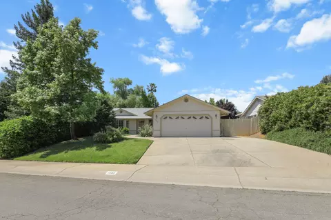 Exterior - 1482 Rose Tree Ln, Redding, CA 96003 photo 1 of 8