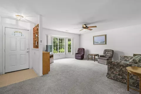 Living - 1482 Rose Tree Ln, Redding, CA 96003 photo 1 of 2