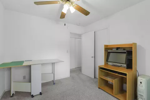 Bedroom - 1482 Rose Tree Ln, Redding, CA 96003 photo 2 of 5