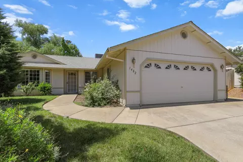 Exterior - 1482 Rose Tree Ln, Redding, CA 96003 photo 2 of 8