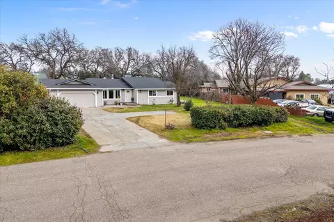 13770 Lisa Way, Red Bluff, CA 96080 photo 3