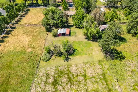 View/Area - 5609 Shady Ln, Anderson, CA 96007 photo 2 of 3