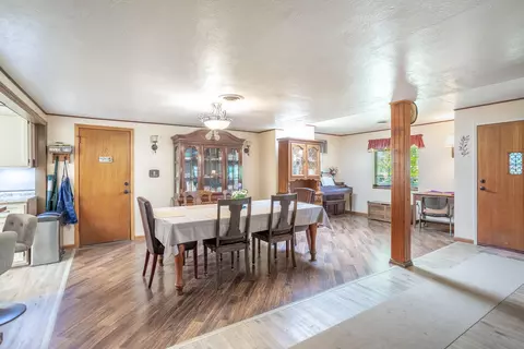 Dining - 5609 Shady Ln, Anderson, CA 96007 photo 1 of 3