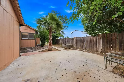 Exterior - 2186 Balls Ferry Rd, Anderson, CA 96007 photo 6 of 10