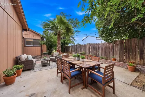 Exterior - 2186 Balls Ferry Rd, Anderson, CA 96007 photo 5 of 10