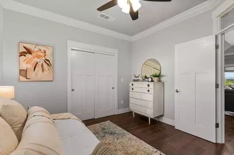 Bedroom - 1187 Coggins St, Redding, CA 96003 photo 4 of 13