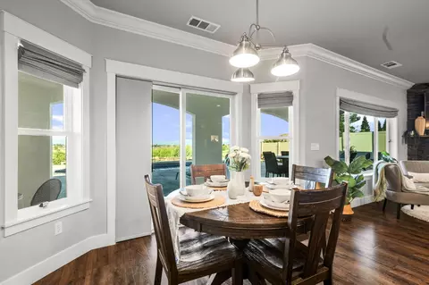 Dining - 1187 Coggins St, Redding, CA 96003 photo 1 of 1