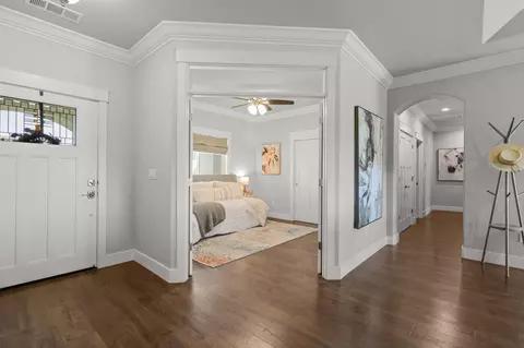 Entry Way - 1187 Coggins St, Redding, CA 96003 photo 3 of 3